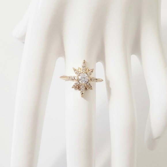 Luna Celestial Crystal Star Ring - Picture 7 of 12